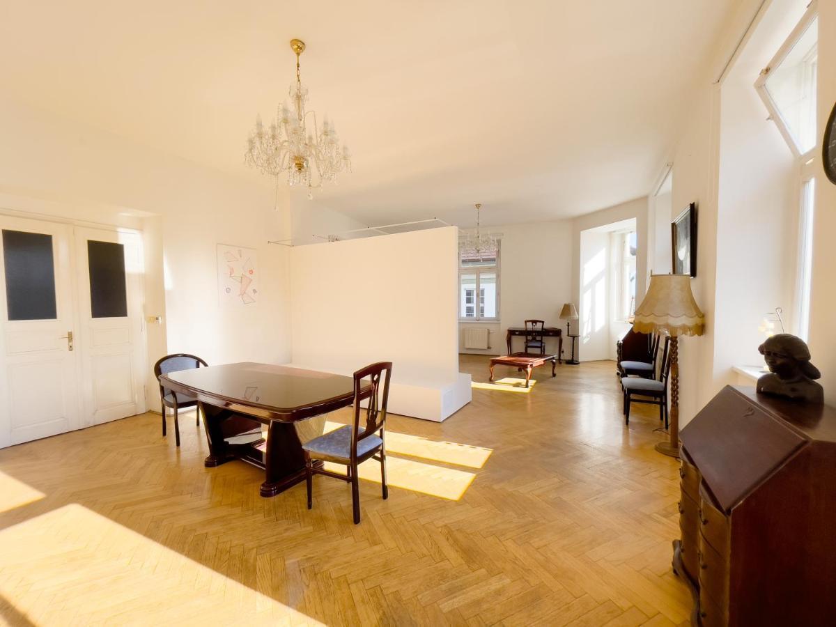 Center Of Prague Apartment 369 Ngoại thất bức ảnh